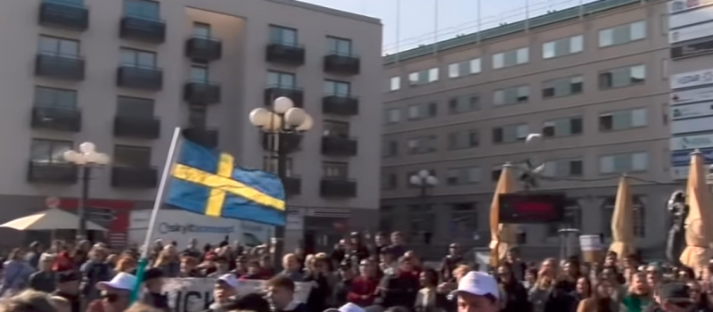 Tragiska figurer samlades för AFS-demo i Stockholm