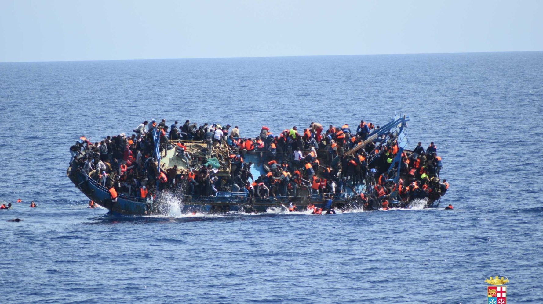EU:s Frontex ser på medan folk drunknar på Medelhavet