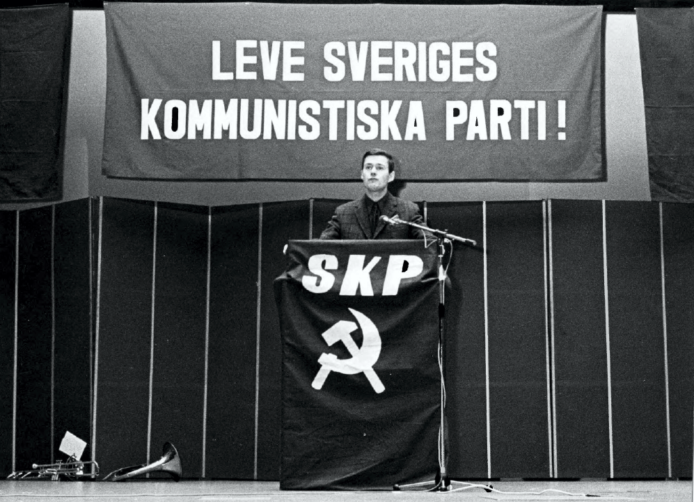 Framåt i uppbygget av en revolutionär rörelse i Sverige!